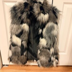 White House Black Market Faux Fur Vest in Black, White, Gray